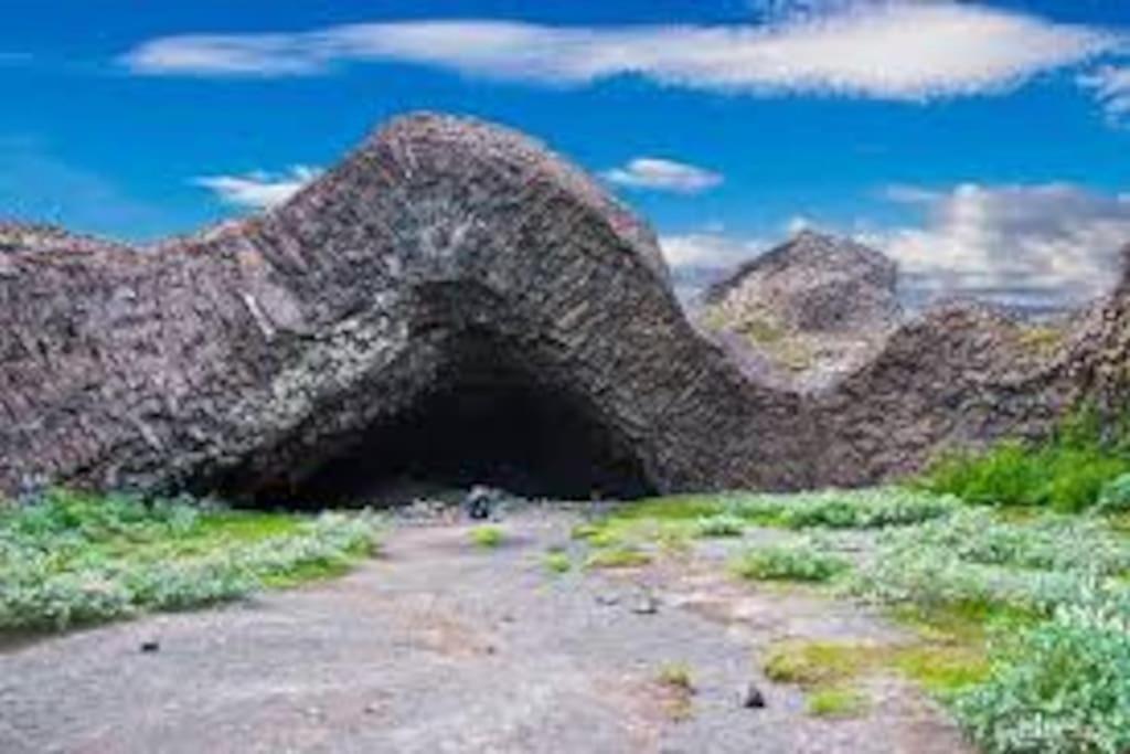 Cabin In The Lava. Near Husavik Skogar  ภายนอก รูปภาพ